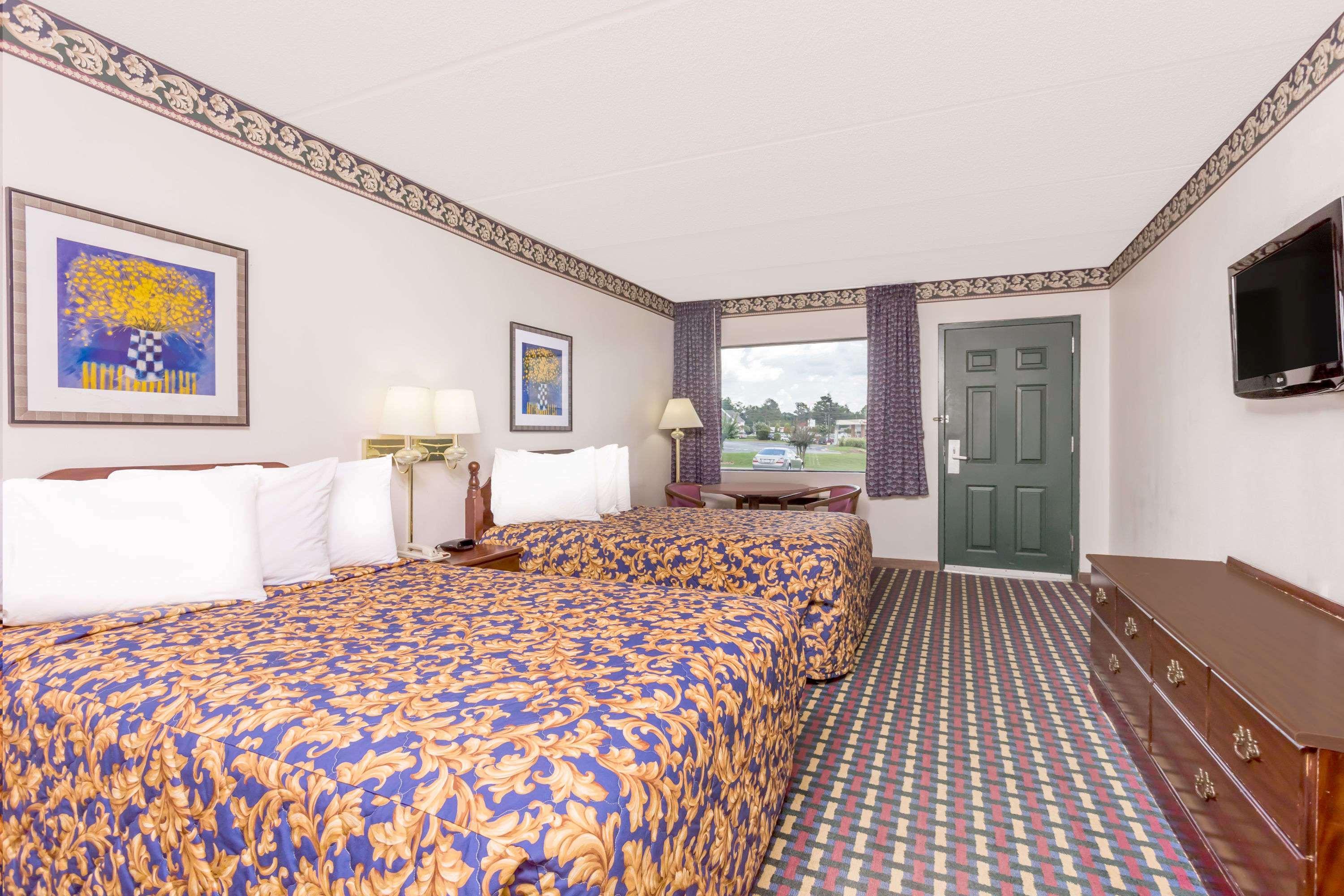 Howard Johnson By Wyndham Perry Ga Экстерьер фото